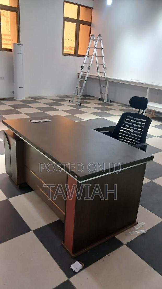 Executive Office Desk and Chair · Photo 2
