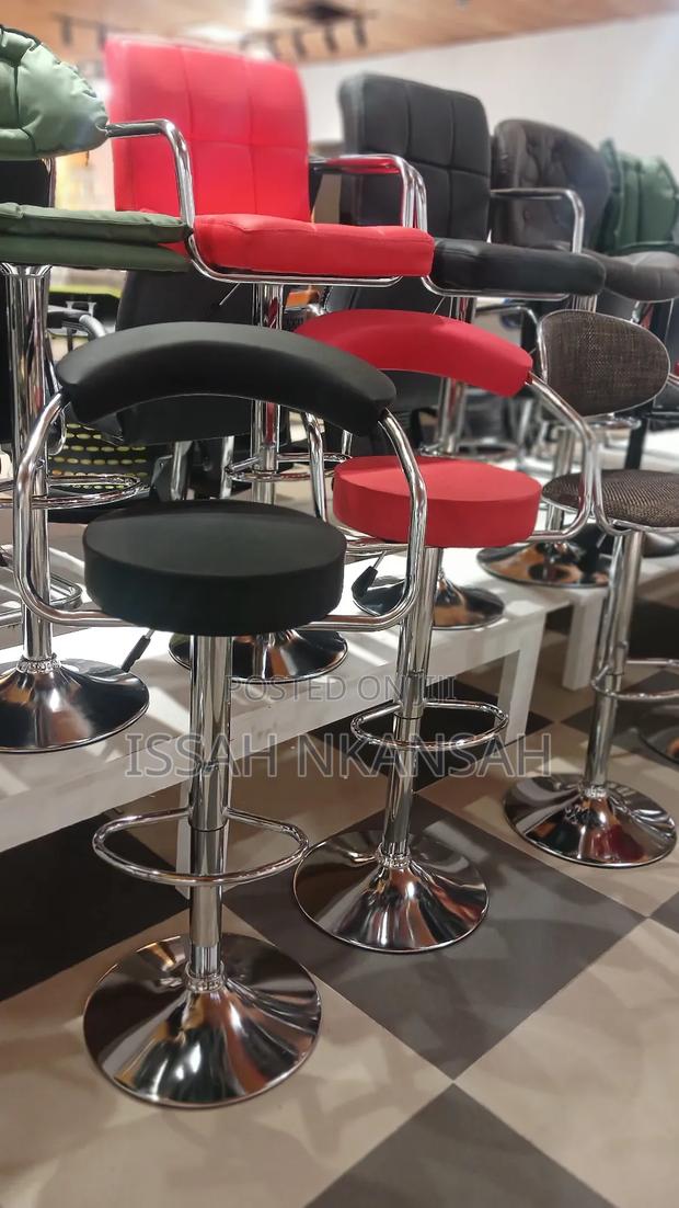 Counter Cafe Chair · Photo 1