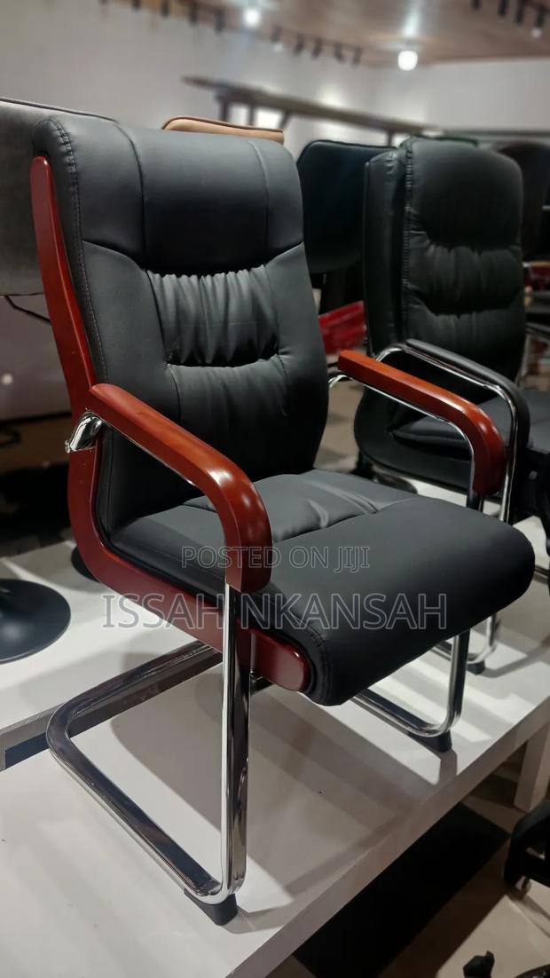 Office Chair · Photo 1