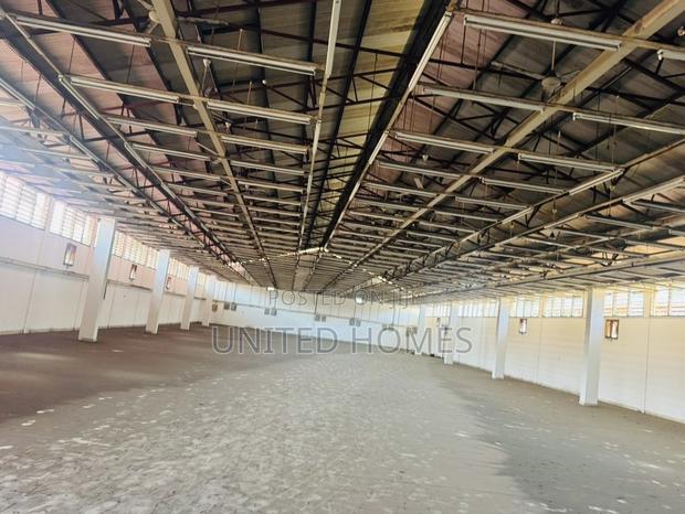 Accra Central 1300 Square Meters Warehouse for Rent · Photo 1