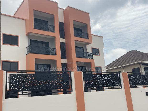 2bdrm Apartment in Lashibi, Sakumono for rent · Photo 6