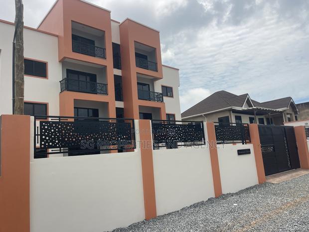 2bdrm Apartment in Lashibi, Sakumono for rent · Photo 8