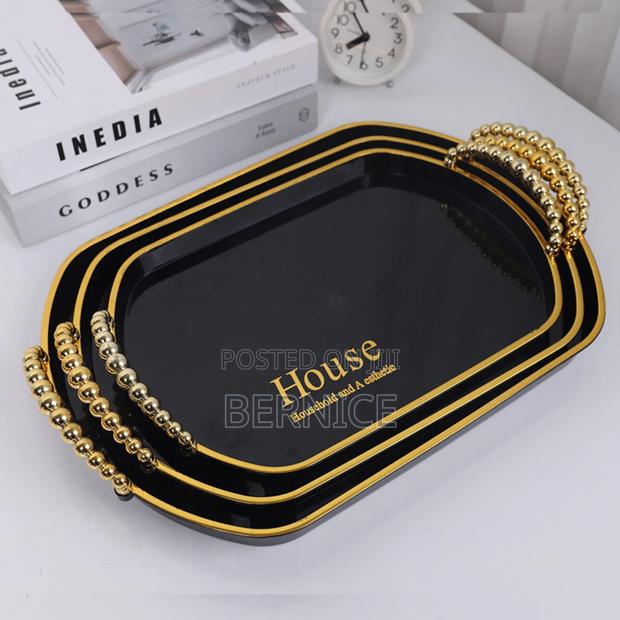 Elegant Multi-purpose Serving Tray · Photo 6