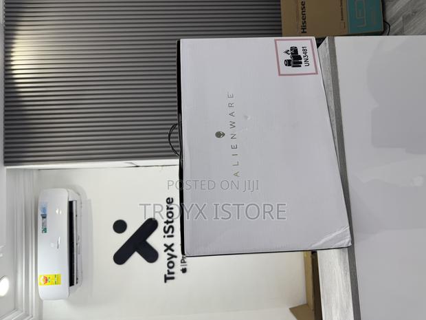 New Laptop Alienware M17x R2 16GB Intel Core i7 SSD 1T · Photo 4