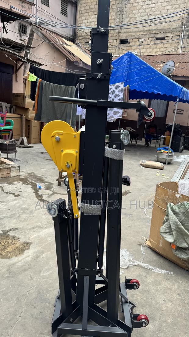 Jac Line Arrays Bar Stand · Photo 3