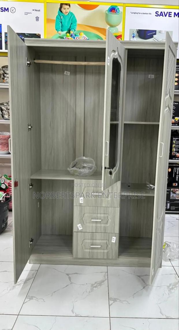 Wardrobe(G2-03-5081) · Photo 2