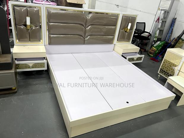 Quality Foreign Bedroom Set · Photo 3