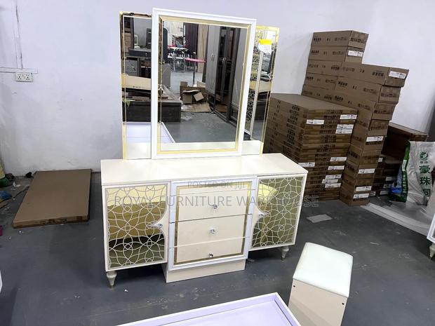 Quality Foreign Bedroom Set · Photo 7