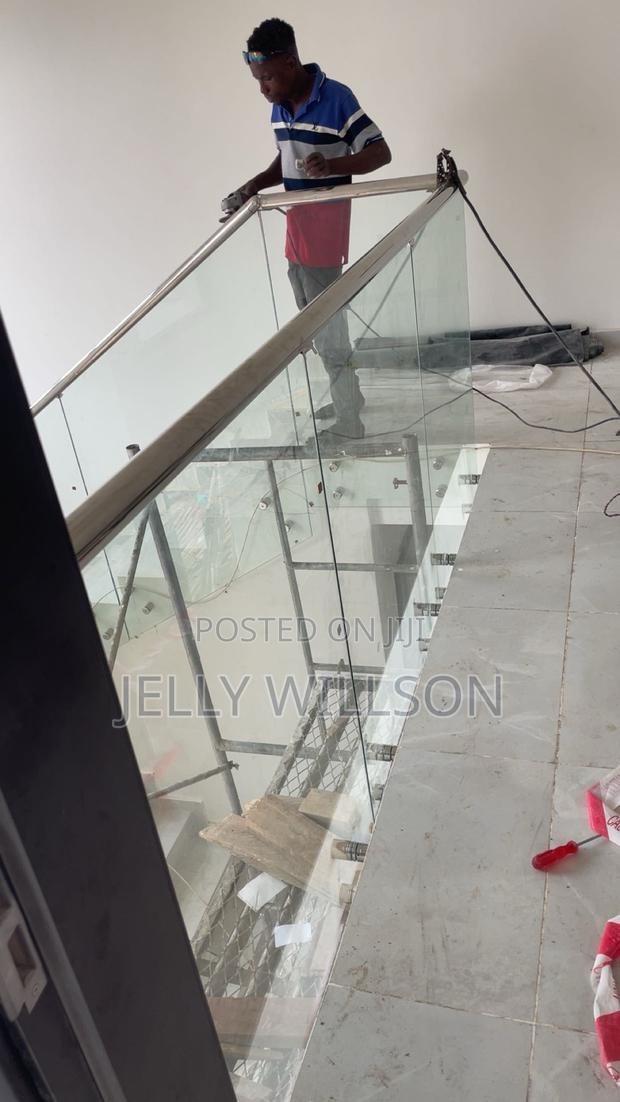 Staircase With Good Support · Photo 1