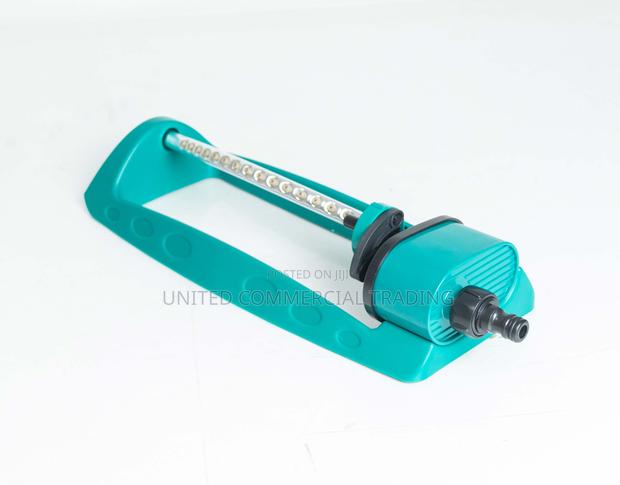 Swing Nozzle Sprinkler · Photo 1