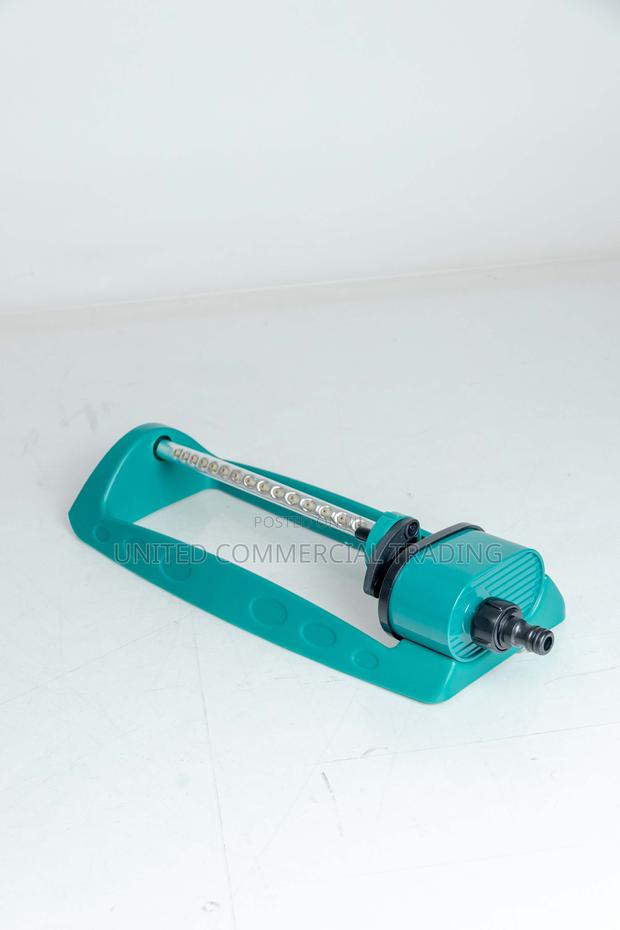 Swing Nozzle Sprinkler · Photo 4
