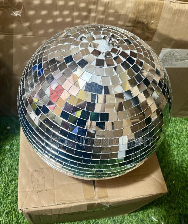 Mirror Ball 30x30x30 · Photo 4