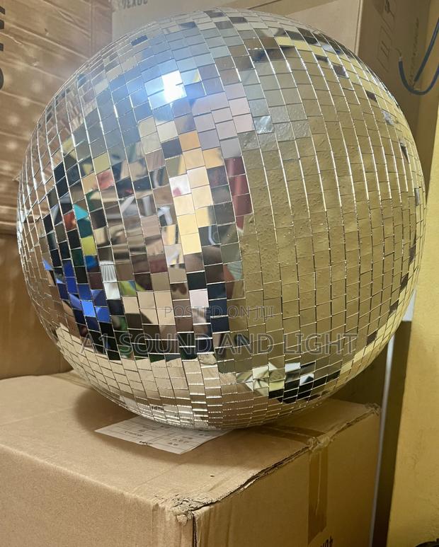 Mirror Ball 40x40x40 · Photo 1