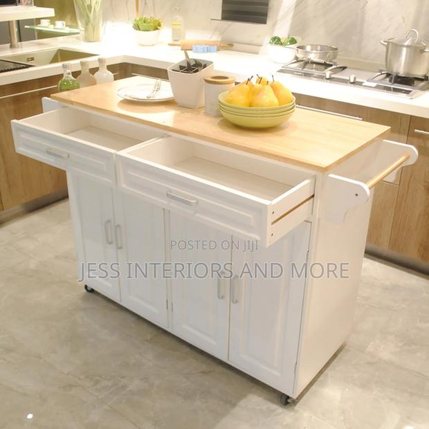 Mobile Kitchen Island · Photo 2