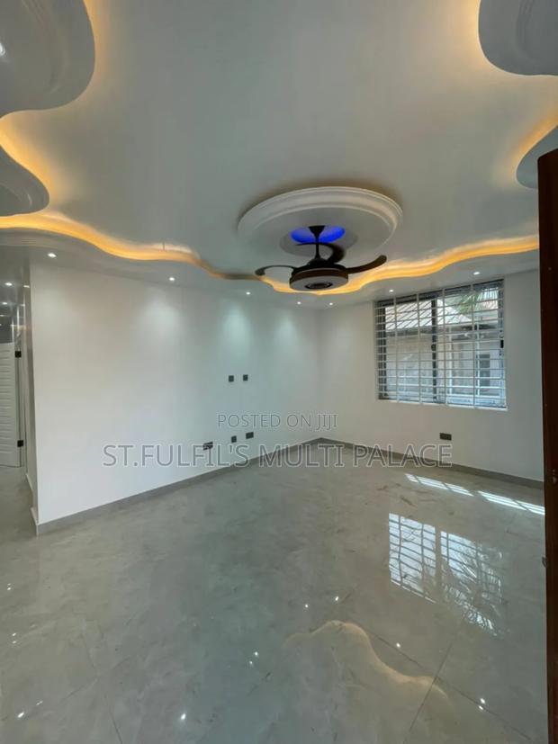2bdrm Apartment in Adenta Pantang for rent · Photo 2
