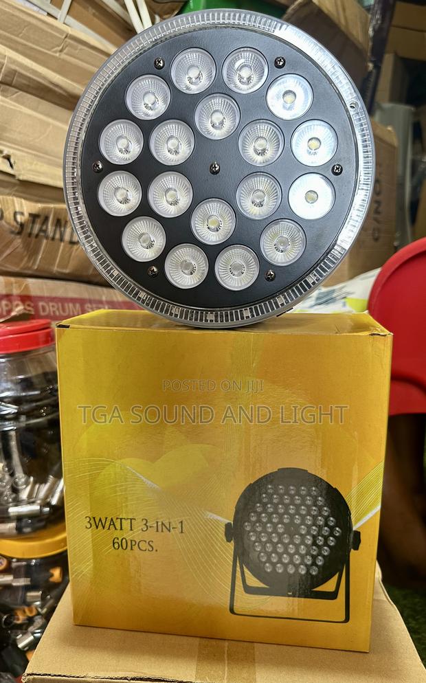 18 Lamp Flat Led Light · Photo 2