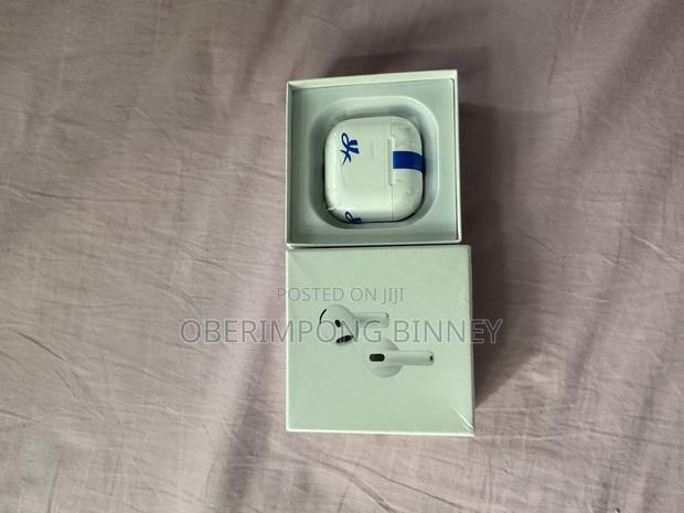 Bluetooth Air Pods · Photo 4