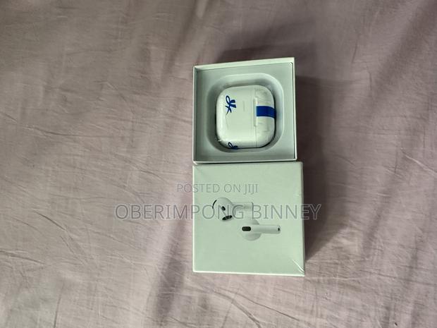 Bluetooth Air Pods · Photo 5