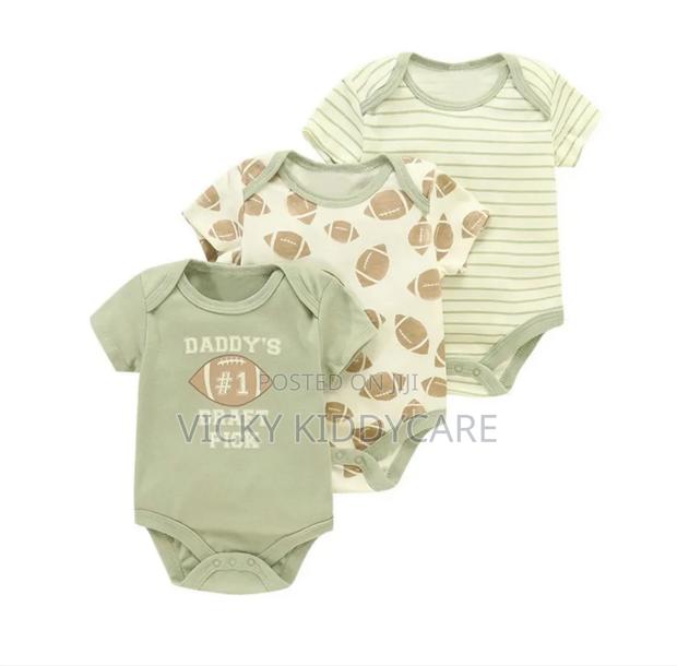 Baby Body Suits Three PCS · Photo 2