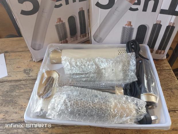 5 In One Hair Styler · Photo 3