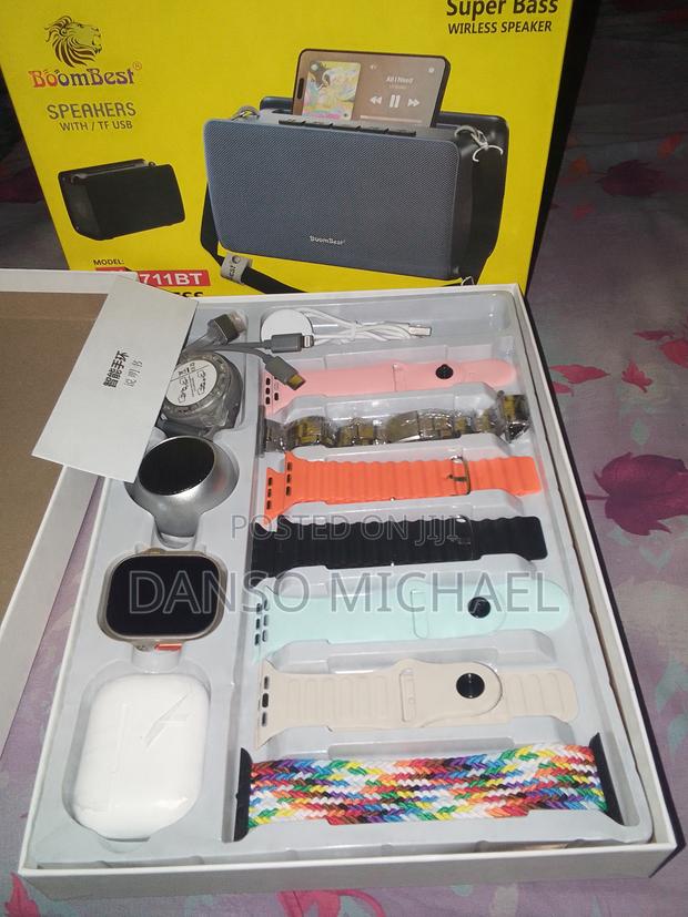H92 Ultra 3 Big 2.3 Smart Watch, Including Airpod Pro 6, Mini Bluetoot · Photo 5
