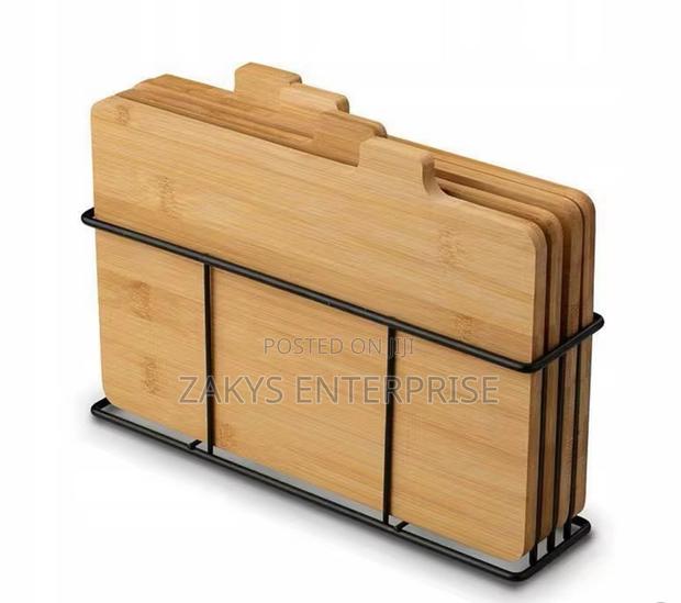 4 in 1 Wooden Chopping Board · Photo 2