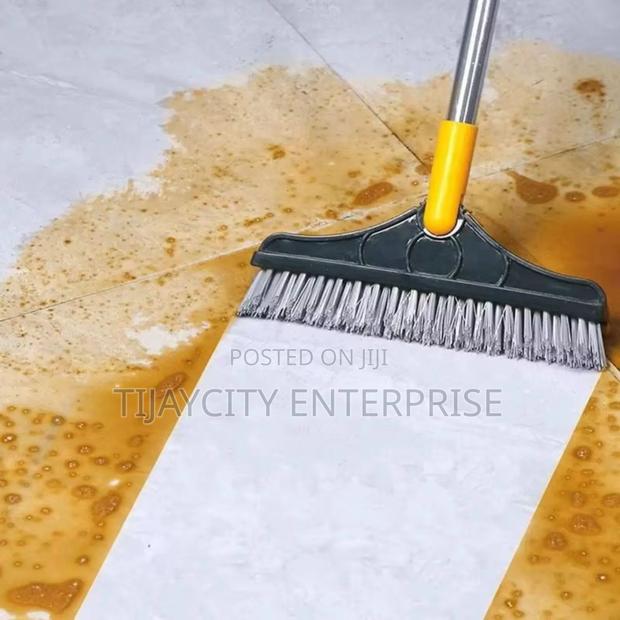 2 in 1 Scrubbing Brush · Photo 2