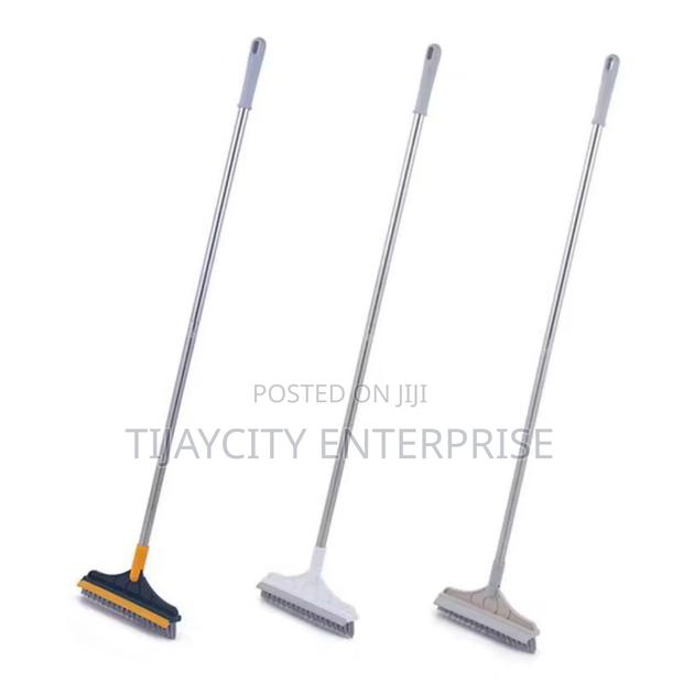 2 in 1 Scrubbing Brush · Photo 3