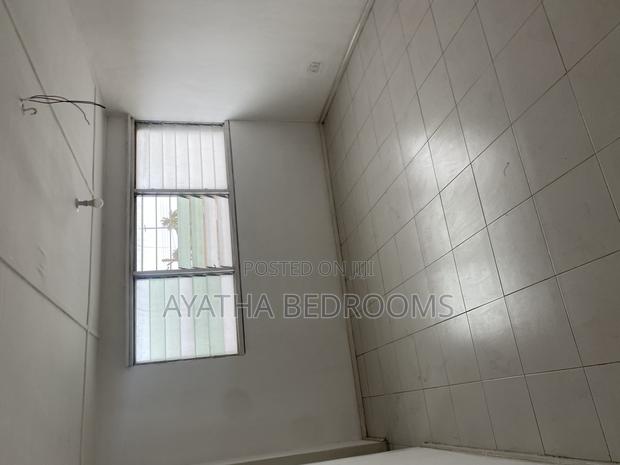 3bdrm House in Modern Properties, First Junction for rent · Photo 7