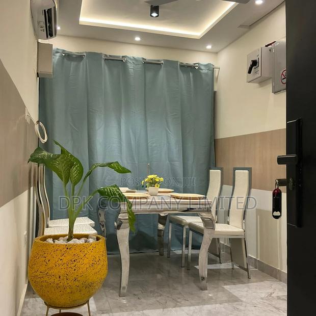2bdrm Short Stay Property (Airbnb ) · Photo 2