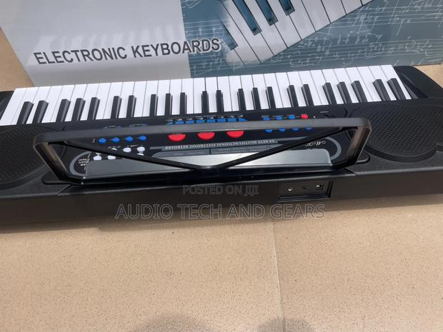 Mk 54-Key Electronic Keyboard · Photo 3