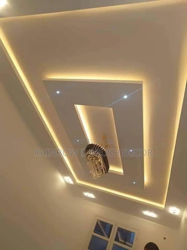 Top Finish Ceiling Work · Photo 6