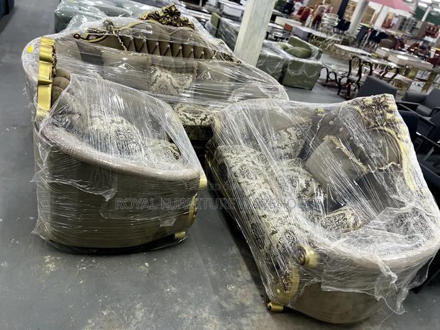 High Quality Royal Sofa Couch · Photo 2