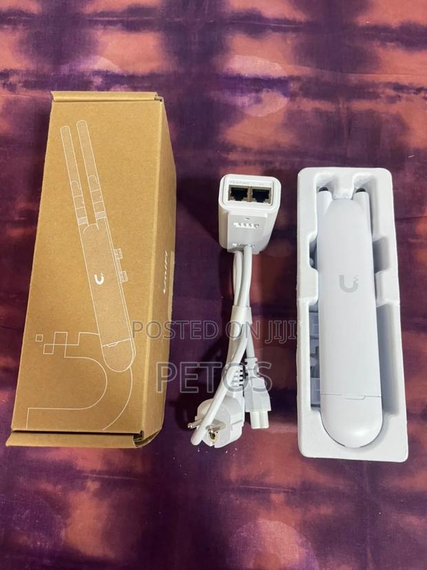Unifi Access Point · Photo 1