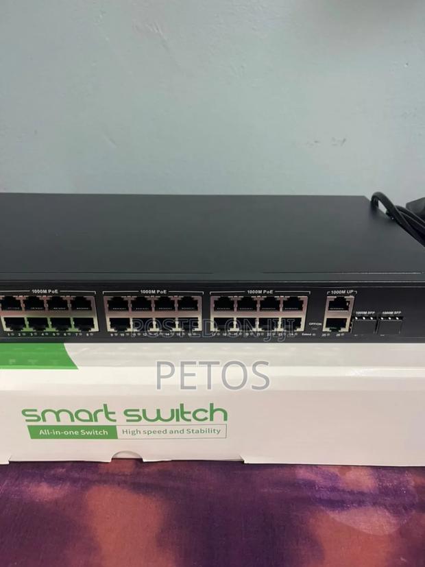 24 Port Netpro Switch · Photo 1