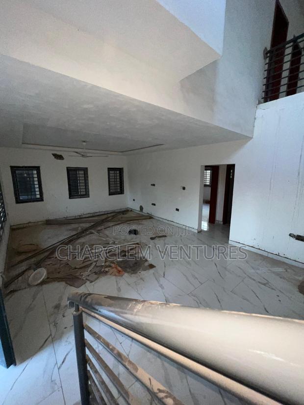 3bdrm Townhouse / Terrace in Charclem Ventures, Ashomang Estate · Photo 2
