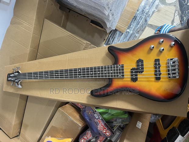 Ibanez Bass Guitar · Photo 6