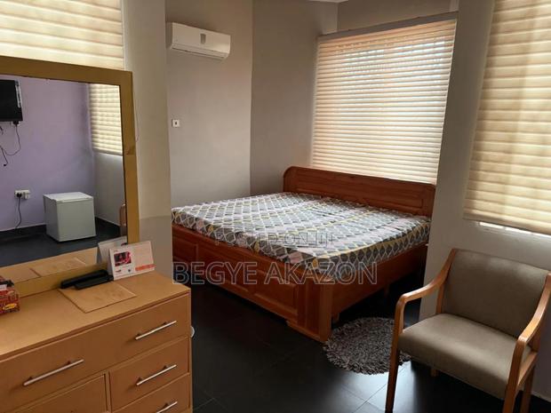 8bdrm House in Begye Akazon, Old Barrier for sale · Photo 4