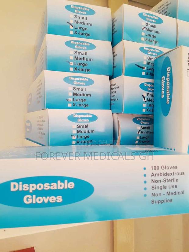 Nitrile Examination Gloves · Photo 1