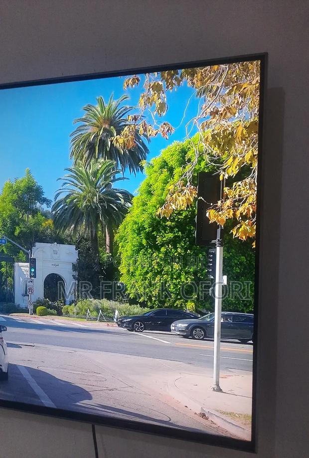 Samsung 55inches Smart · Photo 6