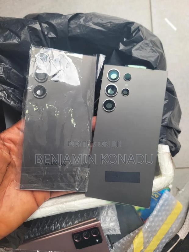 S24 Ultra Back Glass · Photo 2