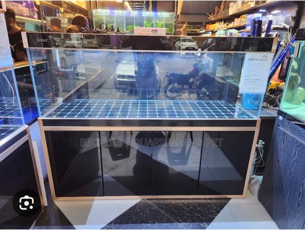 Quality Imported Aquarium With Stand · Photo 2