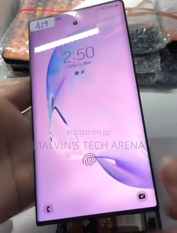 Note 10 Plus Screen · Photo 2