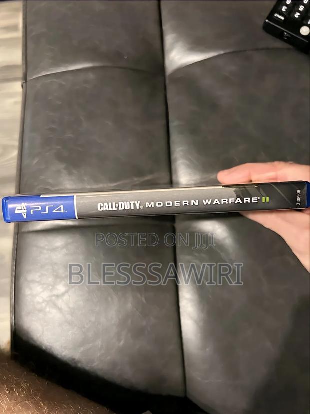 2022 Call of Duty Modern Warfare Ii for Ps4 Cross Gen Cd · Photo 4