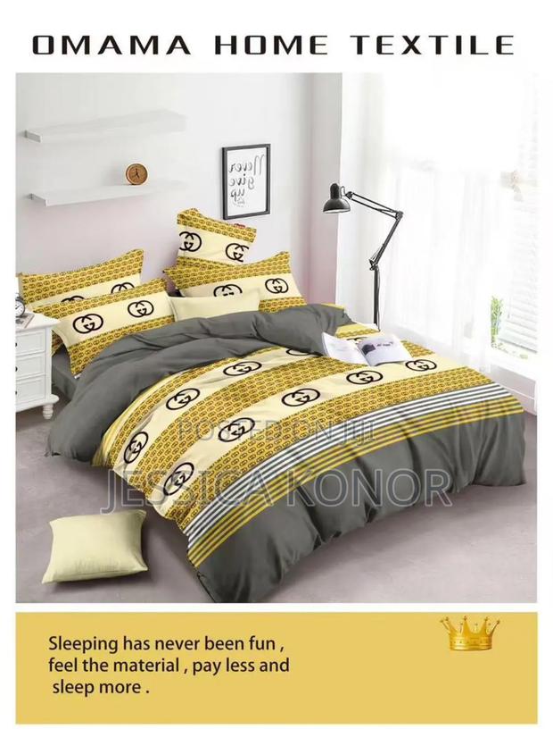 1 Bedsheet, 4 Pillowcases (Gucci) King Size · Photo 1