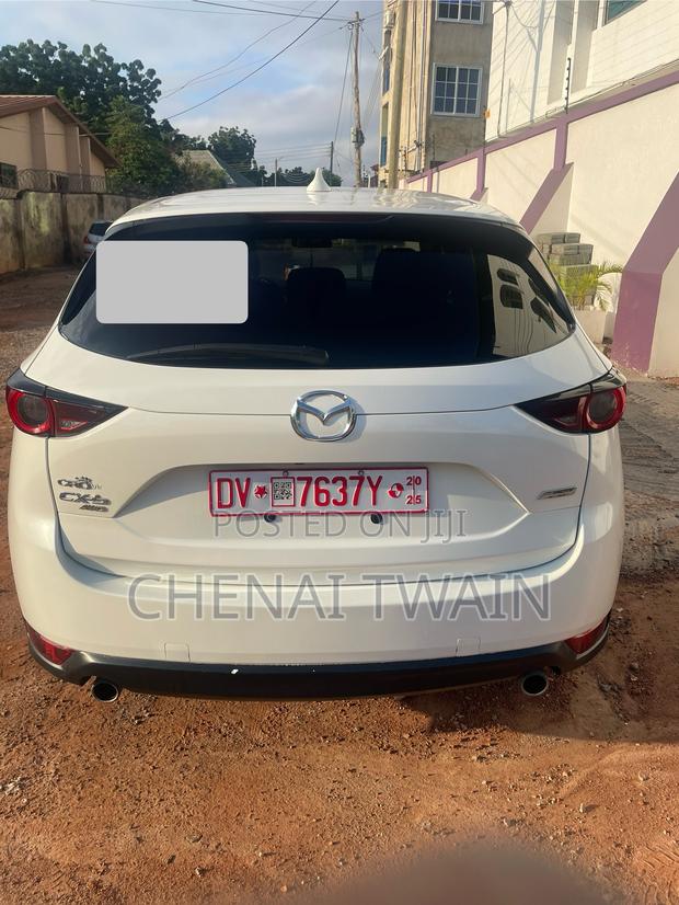 Mazda CX-5 2018 White · Photo 3
