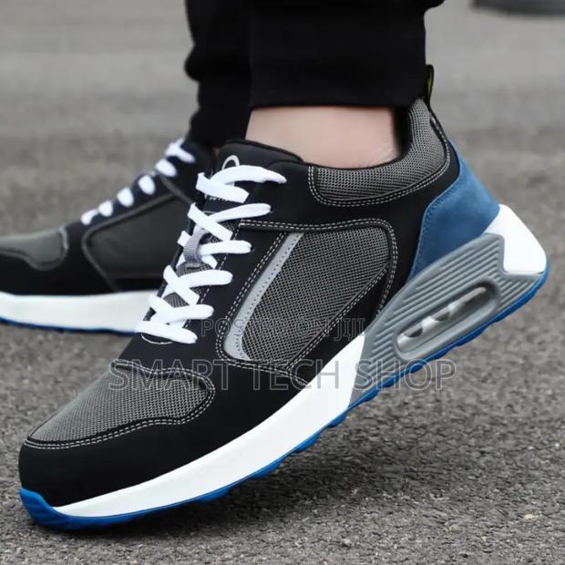Safety Shoe · Photo 2