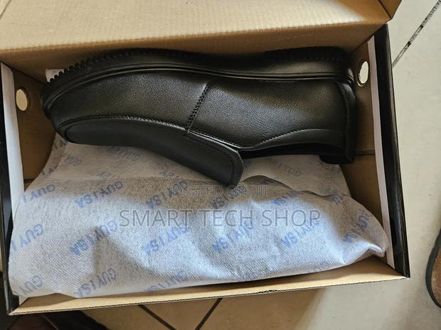 High Quality Chef Shoes, but I Non Slip, Oil Resistant, Comfortable · Photo 4