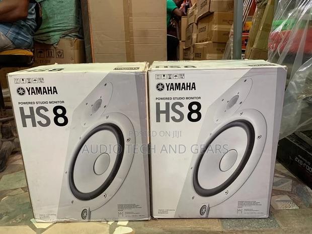 Yamaha Hs8 Studio Monitor · Photo 1