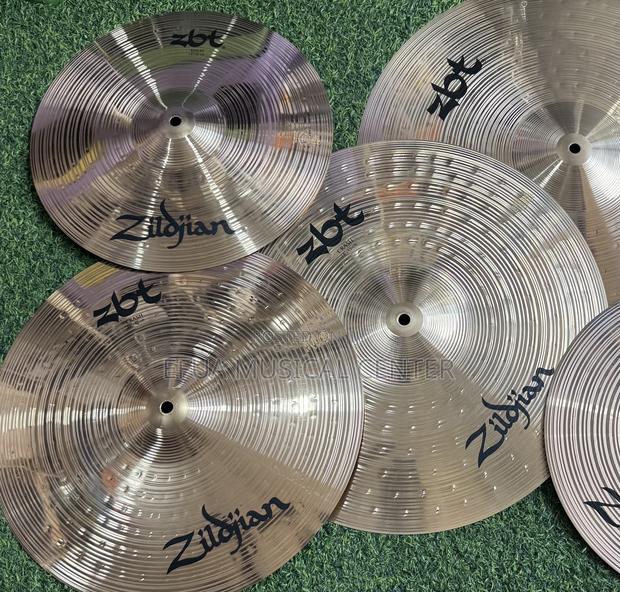 ZBT-Zildjian Cymbals With 20”18”16”14 · Photo 1